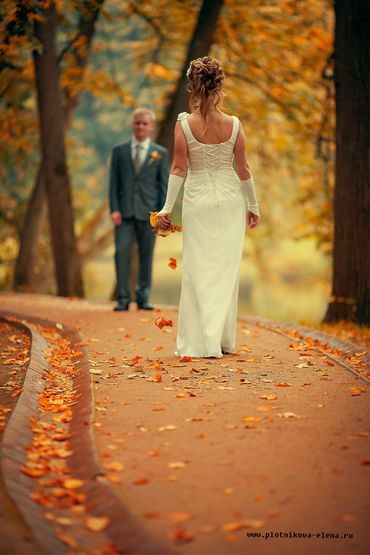 Autumn short sleeve wedding dresses