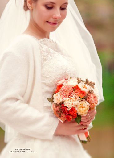 Orange rose wedding bouquet