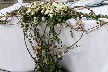 Brown wedding floral decor