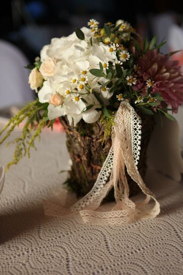 Rustic white wedding floral decor