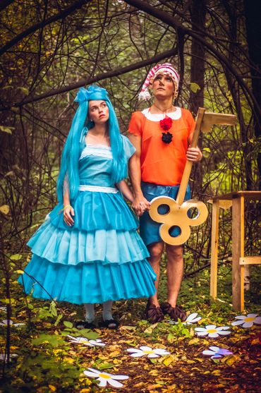 Themed autumn engagement