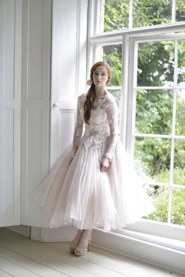 Ivory short wedding dresses