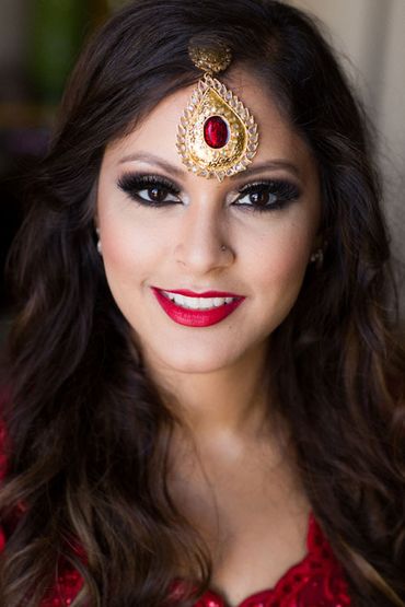 Ethnical bridal hair and make-up