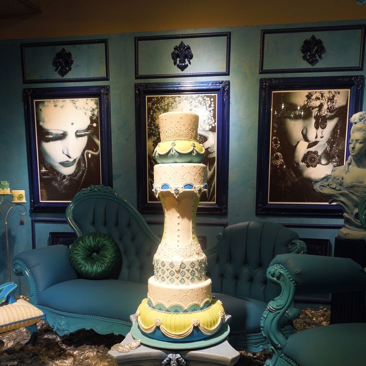 Marie Antoinette Inspired Wedding Cake