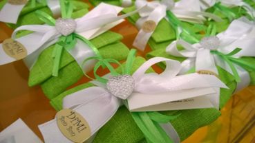 Green wedding favours