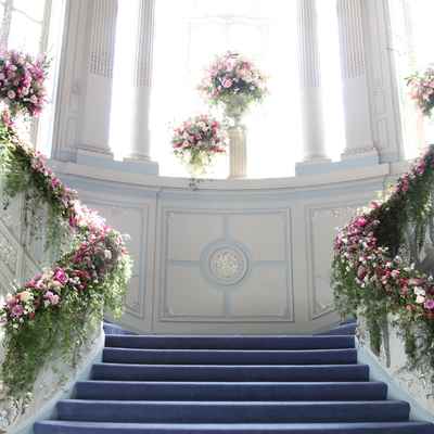 Overseas pink wedding floral decor
