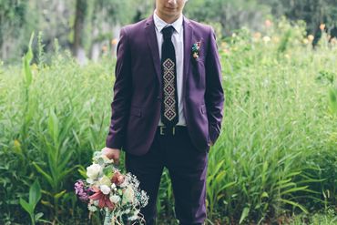 Outdoor purple wedding photo session ideas
