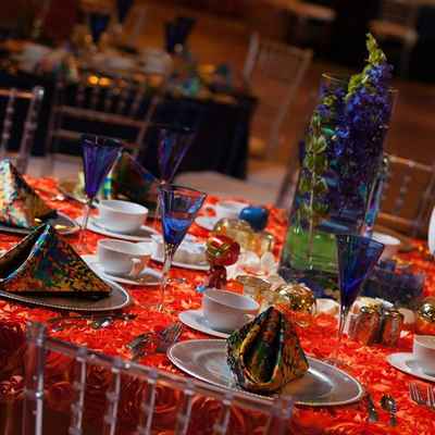 Overseas blue wedding reception decor