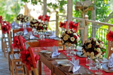 Overseas wedding reception decor