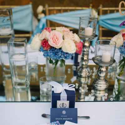 Blue wedding favours