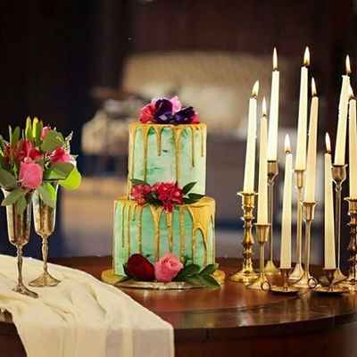 Green wedding cakes